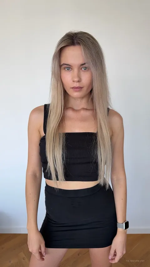 Iana, female model in Dubai — Models Island F1018 (photo 5)