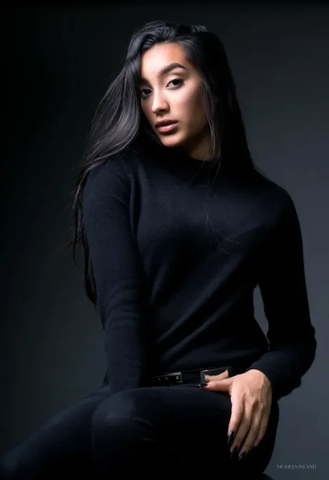 Iman, female model in Dubai — Models Island F0733 (photo 4)
