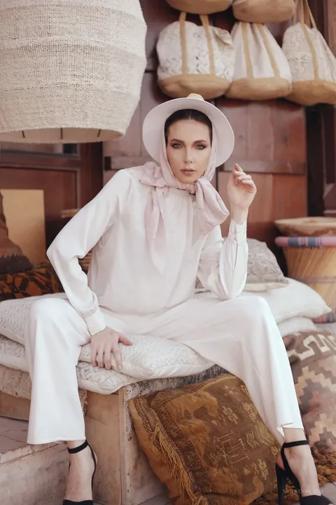 Alyona, female model in Dubai — Models Island F0172 (photo 14)