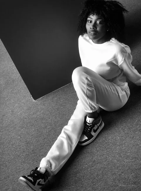Whitney, female model in Dubai — Models Island F0274 (photo 6)