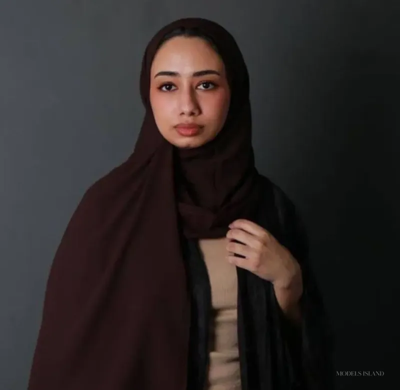Mouza, female model — Models Island F0380
