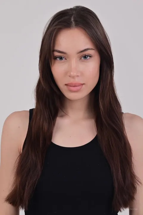 Kristina, female model in Dubai — Models Island F0729 (photo 8)