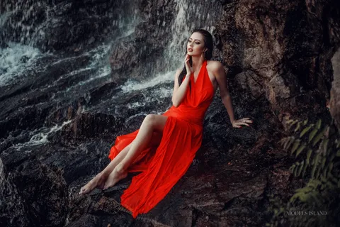 Alina, female model in Dubai — Models Island F0039 (photo 7)