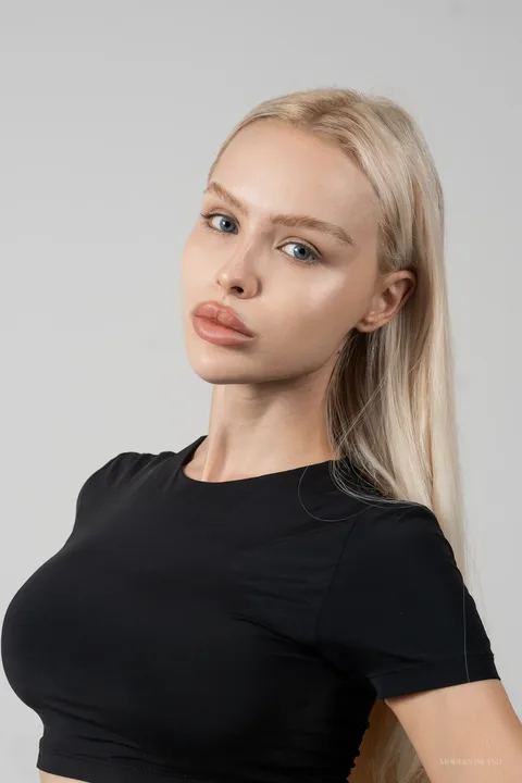 Katia, female model in Dubai — Models Island F1009 (photo 6)