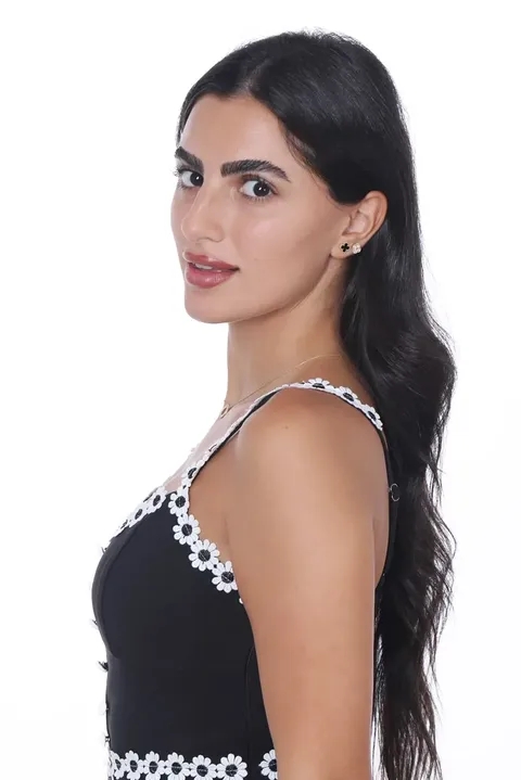 Maria, female model in Dubai — Models Island F0998 (photo 2)